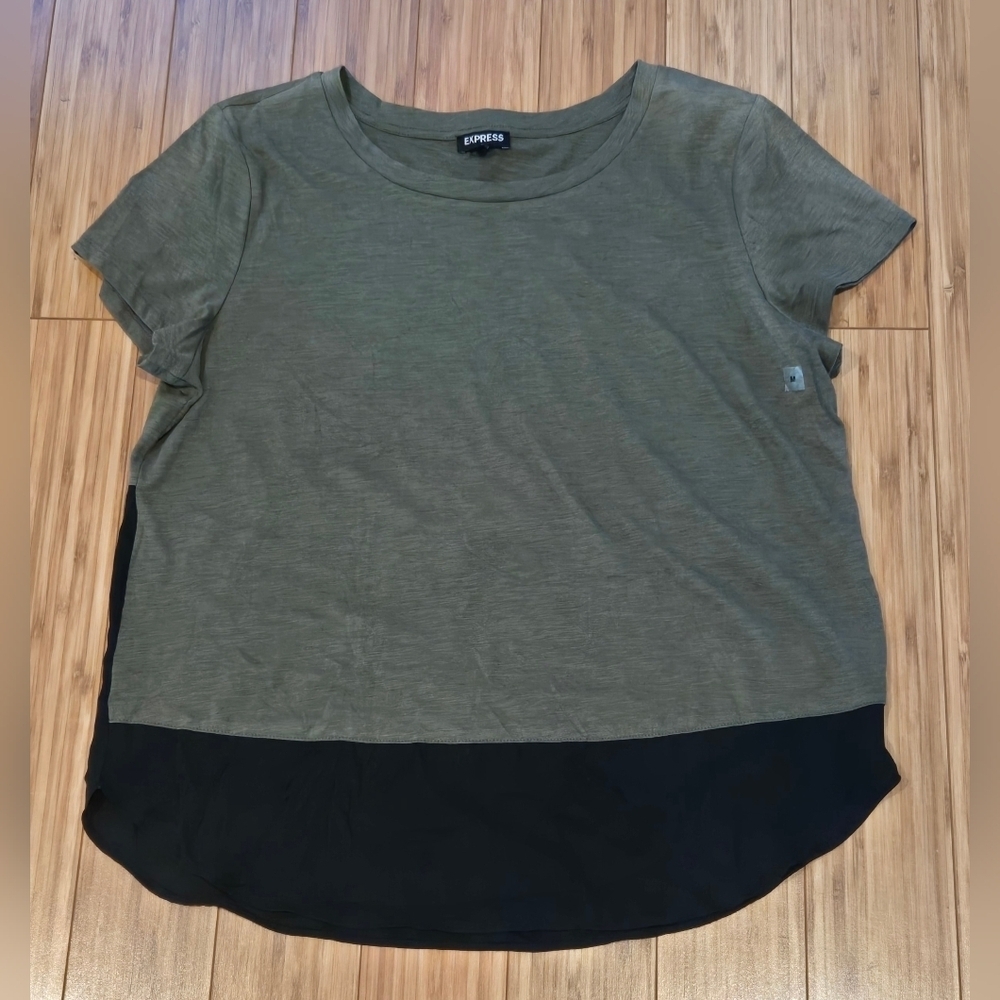 NWOT Express Two-Tone Olive and Black Bottom Short Sleeve Top